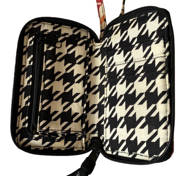 Vera Bradley All in One Wristlet- Bittersweet - Picture 4 of 9